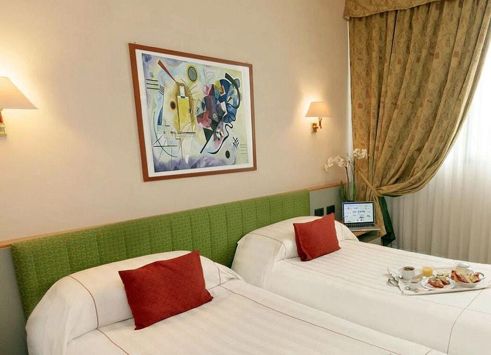 Rege Hotel San Donato Milanese Buitenkant foto